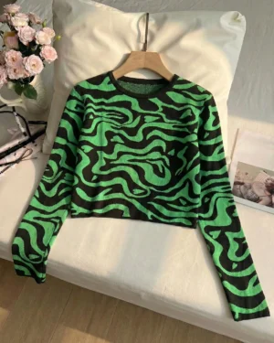 Green Abstract Print Crop Top