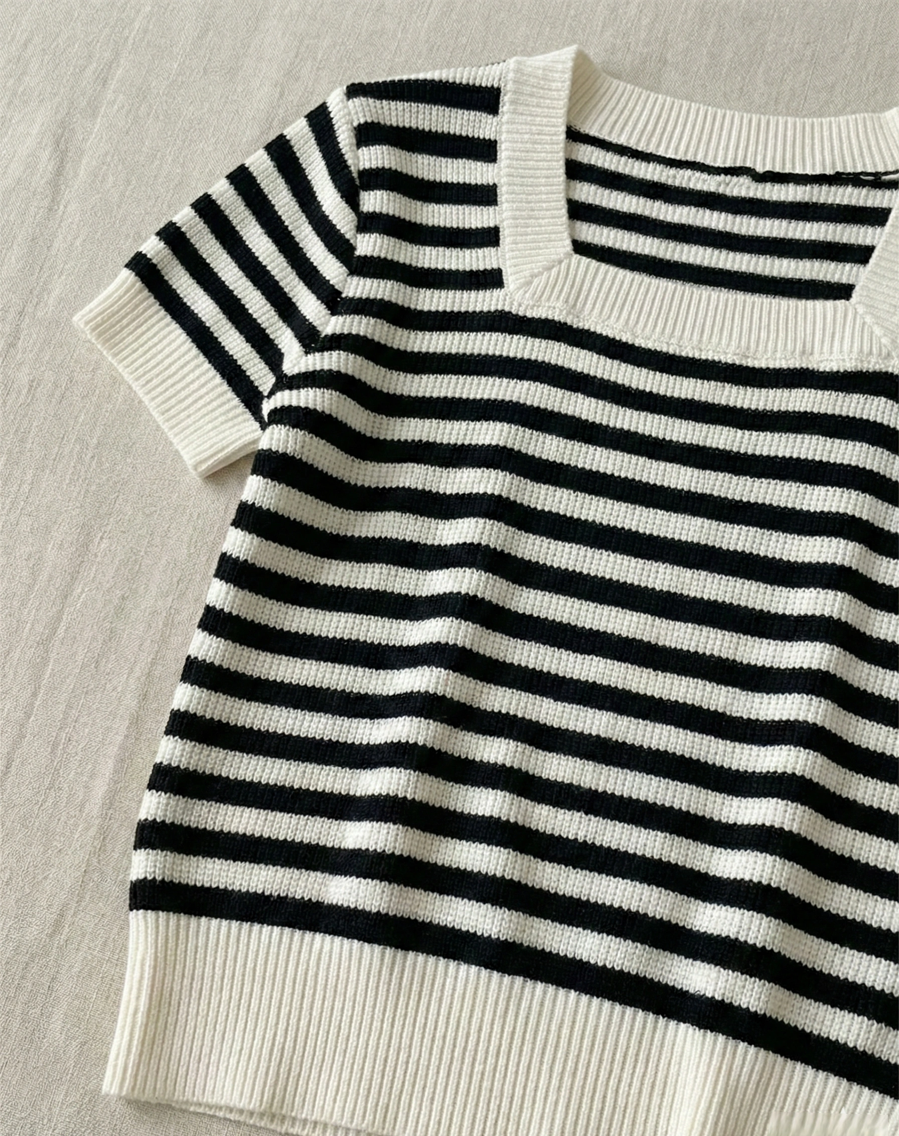 Ribbed Stripe Crop Tee - Image 2