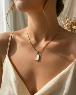 Minimalist Mother of Pearl Chain