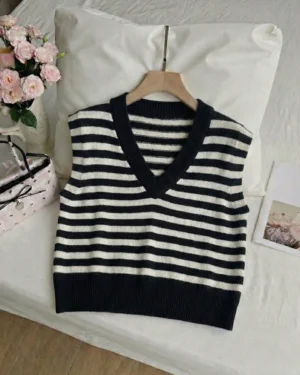 Parisian Chic Horizonal Knit Vest